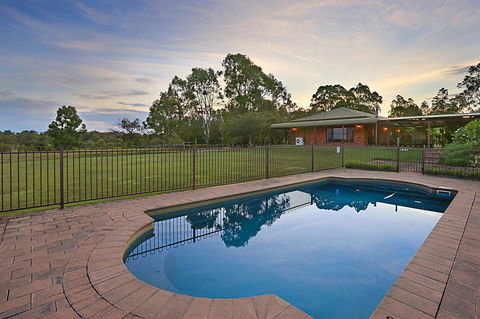Ironstone Estate Lovedale - Hervey Bay Accommodation 0