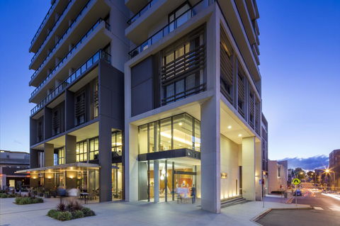 Novotel Newcastle Beach - Hervey Bay Accommodation 3