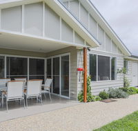 Armidale Cottage - Hervey Bay Accommodation