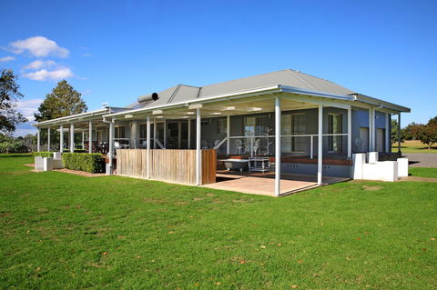 Terara Riverside Retreat - Tourism Hervey Bay 24