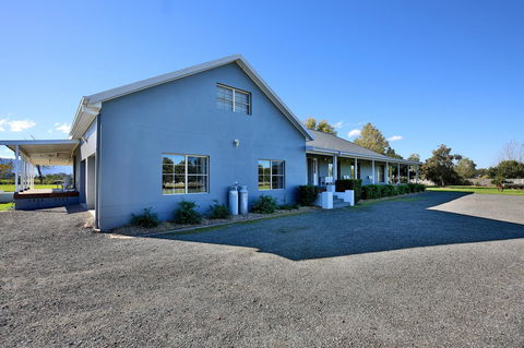 Terara Riverside Retreat - Tourism Hervey Bay 42