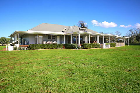 Terara Riverside Retreat - Tourism Hervey Bay 22