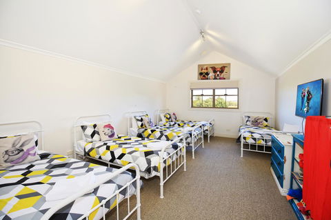Terara Riverside Retreat - Tourism Hervey Bay 12