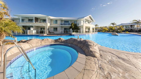 Oaks Port Stephens Pacific Blue Resort - Tourism Hervey Bay 1