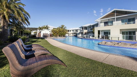 Oaks Port Stephens Pacific Blue Resort - Tourism Hervey Bay 2