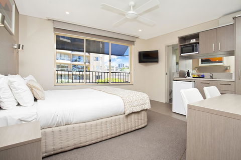 Manly Paradise Motel & Apartments - Tourism Hervey Bay 14