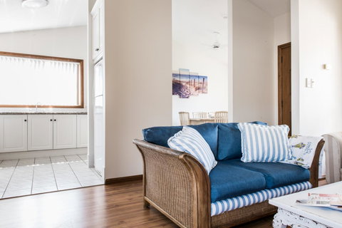 Ambience - Hervey Bay Accommodation 8