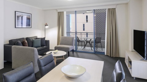 Oaks Sydney Castlereagh Suites - Tourism Hervey Bay 10