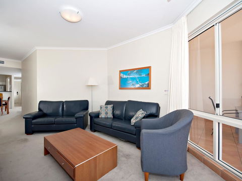 Messines Street, Breakwater Apartment, 104 - Hervey Bay Accommodation 2