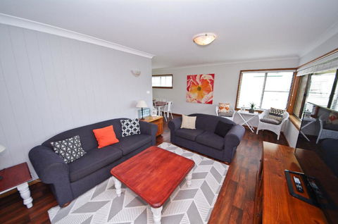 Breakaway, 11 Scott Street - Hervey Bay Accommodation 5