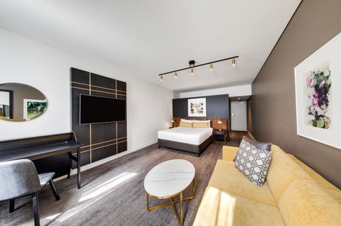 Vibe Hotel Sydney - Hervey Bay Accommodation 28
