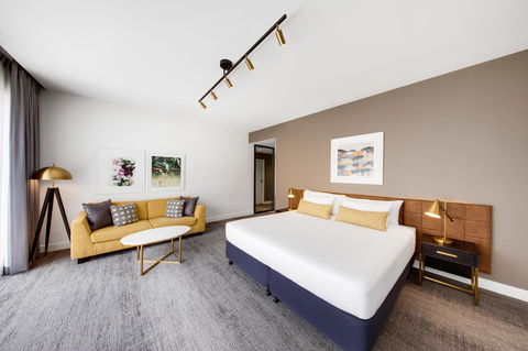 Vibe Hotel Sydney - Hervey Bay Accommodation 4