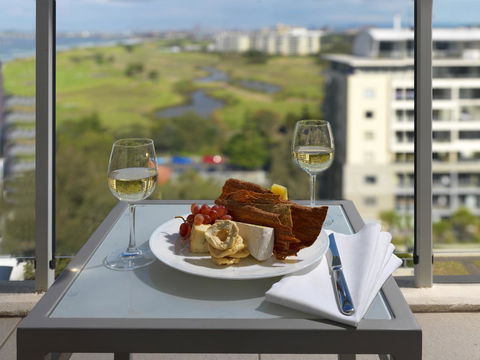 Sage Hotel Wollongong - Hervey Bay Accommodation 8