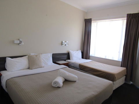 Allonville Gardens Motel - Tourism Hervey Bay 13