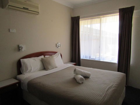 Allonville Gardens Motel - Tourism Hervey Bay 25