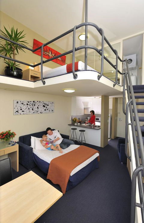 Metro Apartments On Darling Harbour - Hervey Bay Accommodation 1