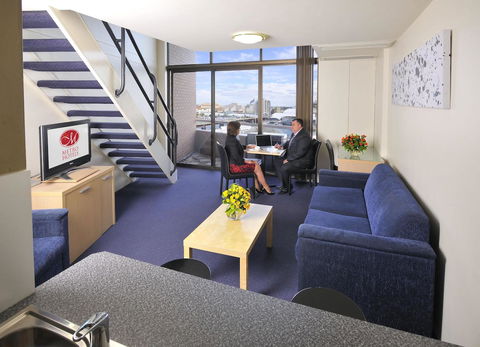 Metro Apartments On Darling Harbour - Hervey Bay Accommodation 6