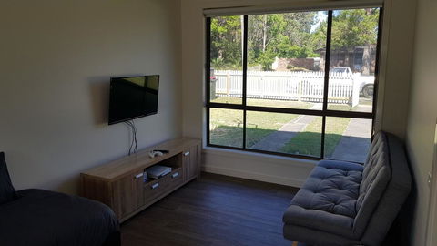 Golden Hill Cottage - Hervey Bay Accommodation 14