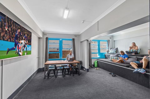 Ady's Place Backpackers, Sydney - Tourism Hervey Bay 15