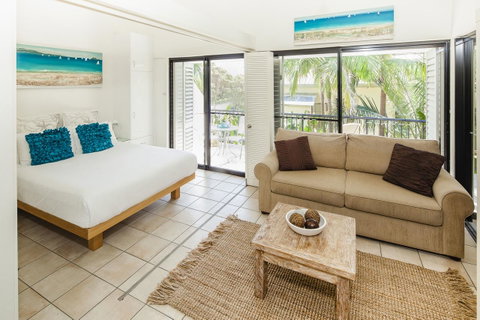 Julians Apartments - Hervey Bay Accommodation 13