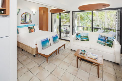 Julians Apartments - Hervey Bay Accommodation 32
