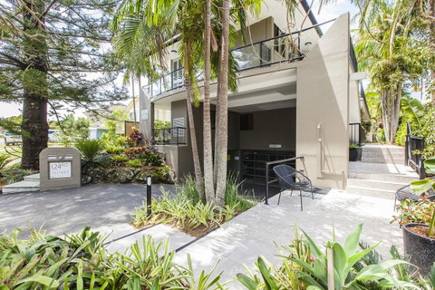 Julians Apartments - Hervey Bay Accommodation 26