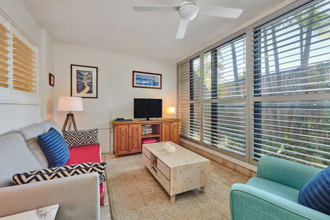Julians Apartments - Hervey Bay Accommodation 4