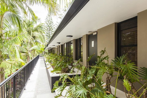 Julians Apartments - Hervey Bay Accommodation 25