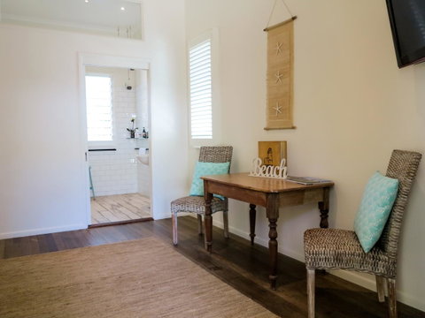 Cove Studios - Hervey Bay Accommodation 9