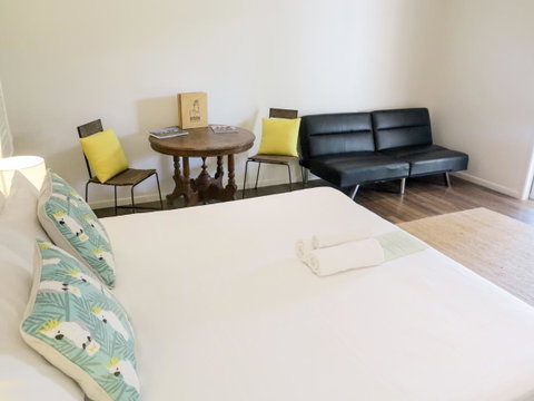 Cove Studios - Hervey Bay Accommodation 13