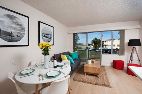Waterview Beach Apartment - Tourism Hervey Bay 5