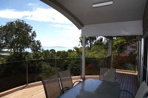 Coastwatch, 26 Comara Terrace - Hervey Bay Accommodation 1