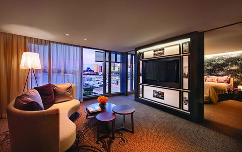 The Darling At The Star - Tourism Hervey Bay 16
