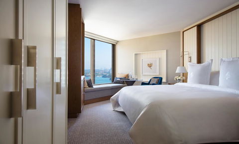 Four Seasons Hotel Sydney - Hervey Bay Accommodation 4