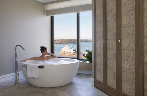 Four Seasons Hotel Sydney - Hervey Bay Accommodation 35