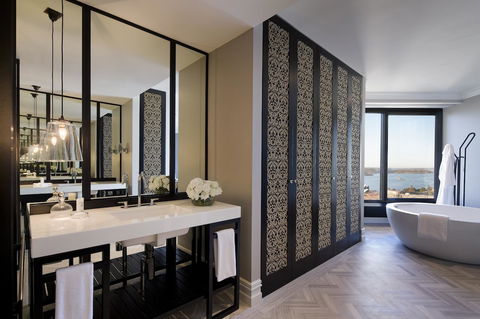 Four Seasons Hotel Sydney - Hervey Bay Accommodation 33