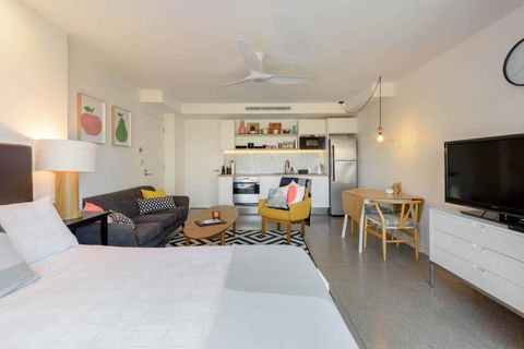 Scandi Beach Apartment - Tourism Hervey Bay 8