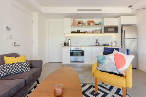 Scandi Beach Apartment - Tourism Hervey Bay 5
