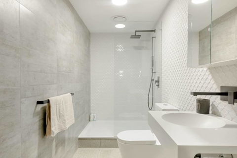 Scandi Beach Apartment - Tourism Hervey Bay 4