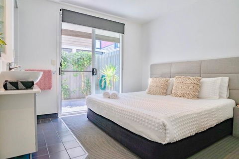Hastings By The Sea - Hervey Bay Accommodation 2