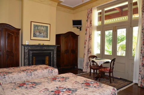 Avonmore On The Park Boutique Hotel - Tourism Hervey Bay 1