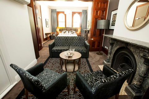 Avonmore On The Park Boutique Hotel - Tourism Hervey Bay 9