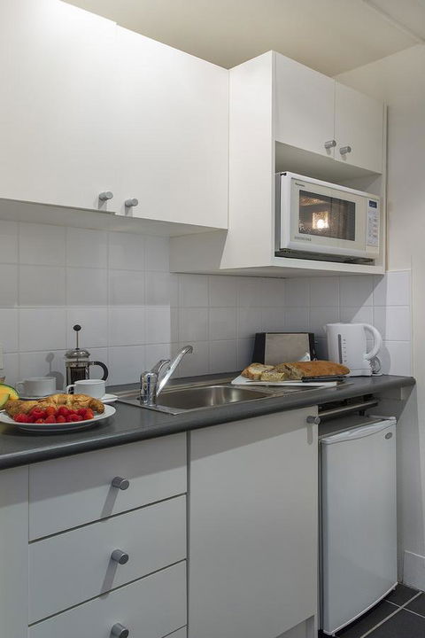 Macleay Hotel - Hervey Bay Accommodation 12