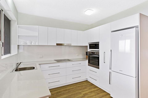Victoria Parade, Kiah, Unit 10, 53 - Tourism Hervey Bay 4