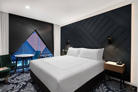 West Hotel Sydney, Curio Collection By Hilton - Hervey Bay Accommodation 11