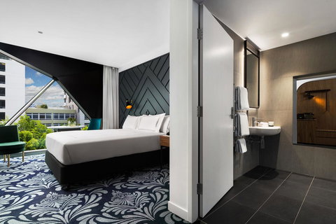 West Hotel Sydney, Curio Collection By Hilton - Hervey Bay Accommodation 6