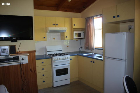 Lani\'s Holiday Island - Hervey Bay Accommodation 36