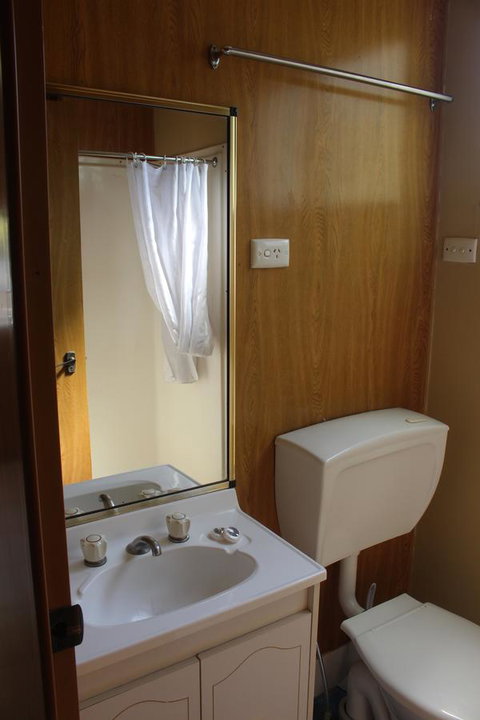 Lani\'s Holiday Island - Hervey Bay Accommodation 1