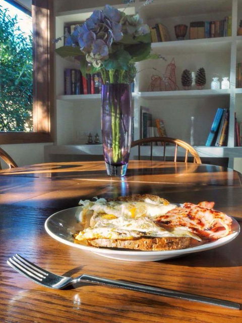 Lark Cottage - Tourism Hervey Bay 1