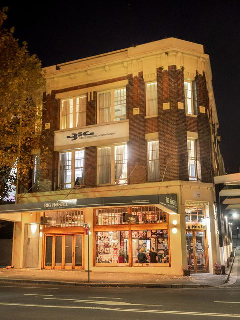 Big Backpackers Hostel - Tourism Hervey Bay 0